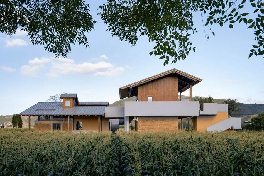 Dongyou Corn Station: Ett nytt kapitel i landsbygdsarkitektur under takpaneler i aluminium
